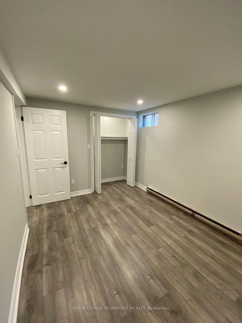 48 Homefield Sq, Clarington, L1E 1K8 | Image 3