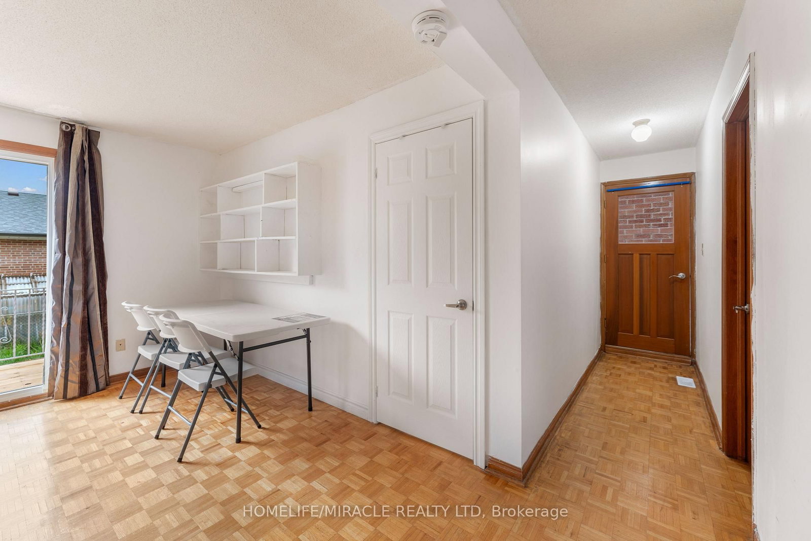 Detached House for sale at 4 Greendowns Drive, Toronto, Ontario, M1M 2G7 - Scarborough Village - MLS: E12958060