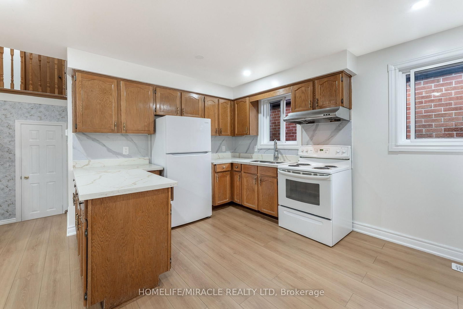 Detached House for sale at 4 Greendowns Drive, Toronto, Ontario, M1M 2G7 - Scarborough Village - MLS: E12958060