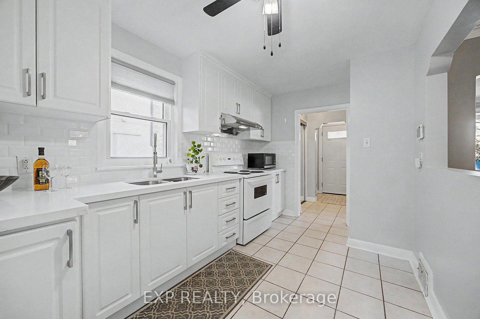 Detached House for sale at 43 Yorkshire Road, Toronto, Ontario, M1K 3B7 - Ionview - MLS: E12958162