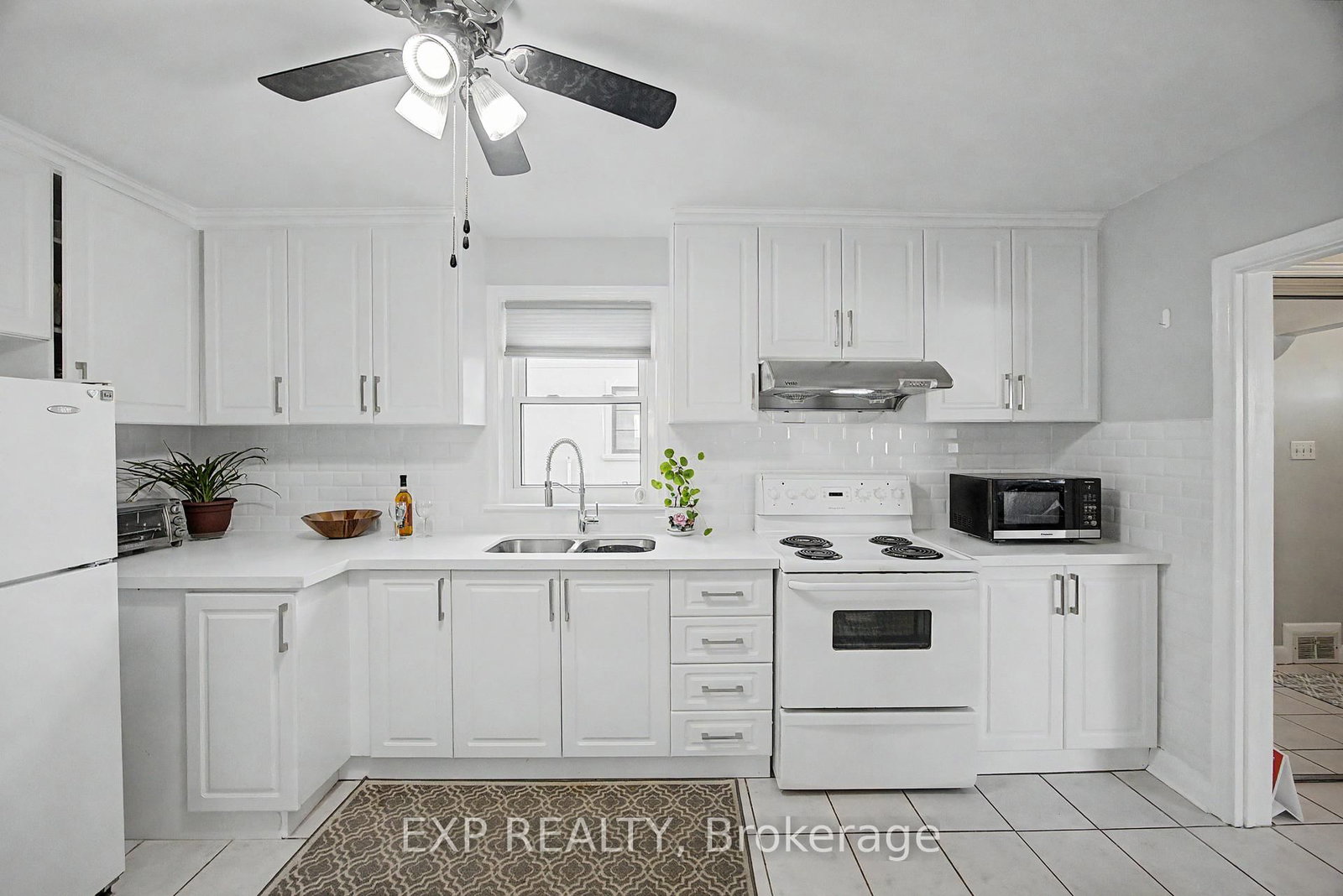 Detached House for sale at 43 Yorkshire Road, Toronto, Ontario, M1K 3B7 - Ionview - MLS: E12958162