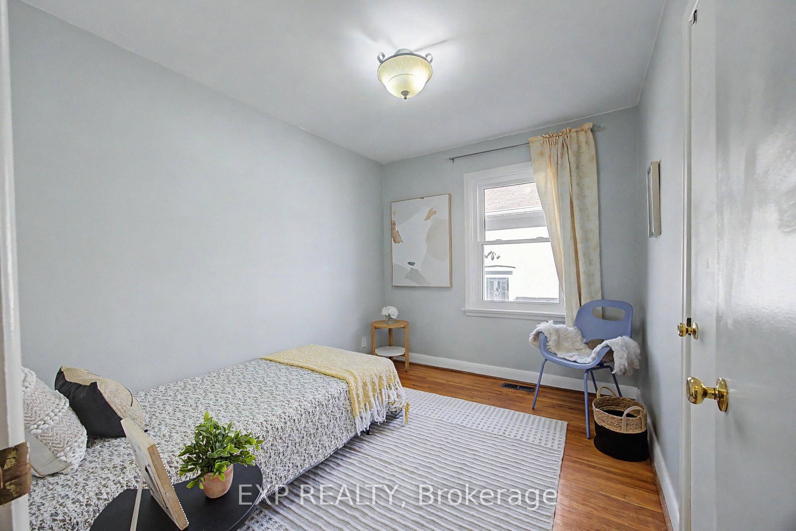 Detached House for sale at 43 Yorkshire Road, Toronto, Ontario, M1K 3B7 - Ionview - MLS: E12958162