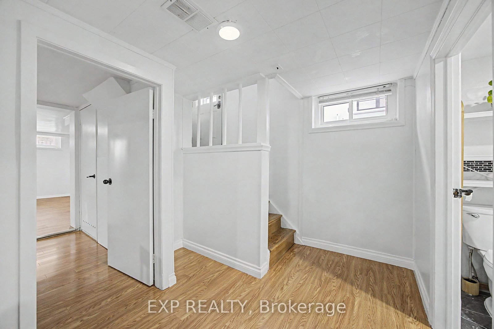 Detached House for sale at 43 Yorkshire Road, Toronto, Ontario, M1K 3B7 - Ionview - MLS: E12958162