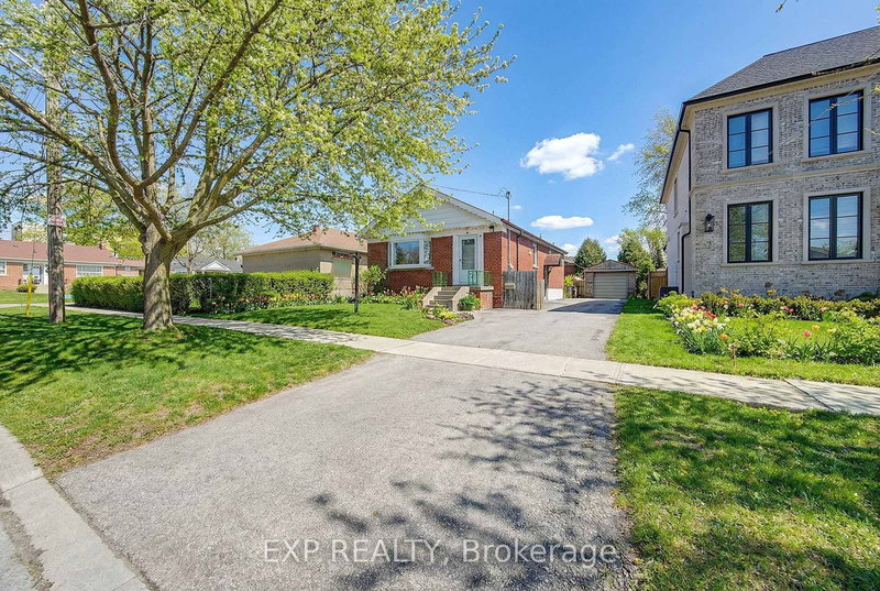 43 Yorkshire Rd, Toronto, M1K 3B7 | Image 2