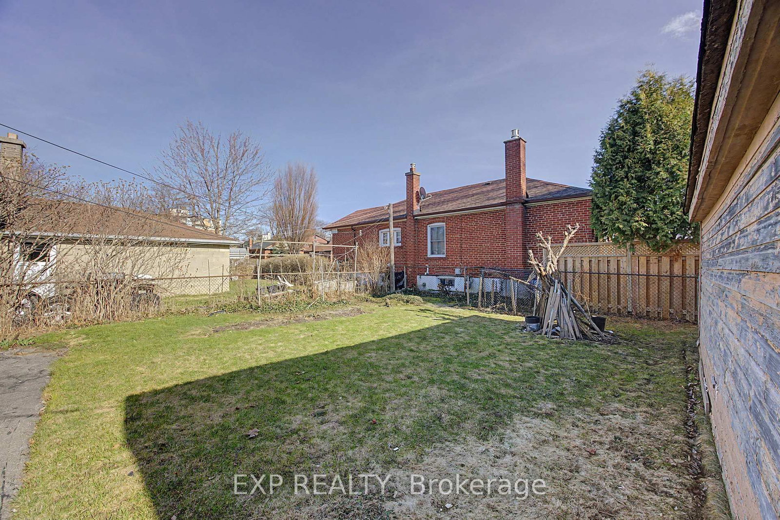 Detached House for sale at 43 Yorkshire Road, Toronto, Ontario, M1K 3B7 - Ionview - MLS: E12958162