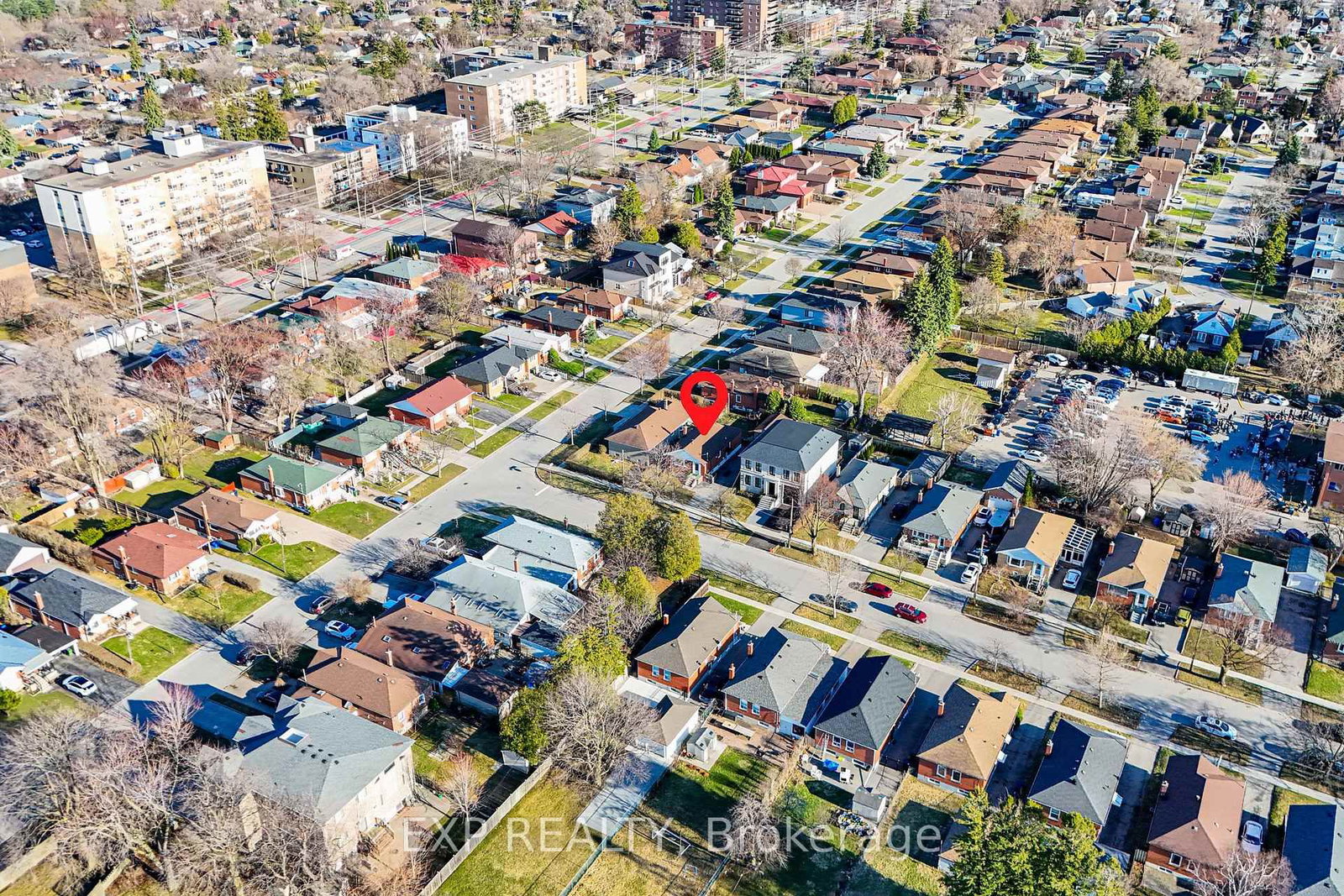 Detached House for sale at 43 Yorkshire Road, Toronto, Ontario, M1K 3B7 - Ionview - MLS: E12958162