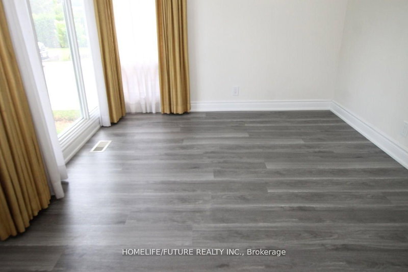 Main - 53 Dennett Dr, Toronto, M1S 2E8 | Image 3