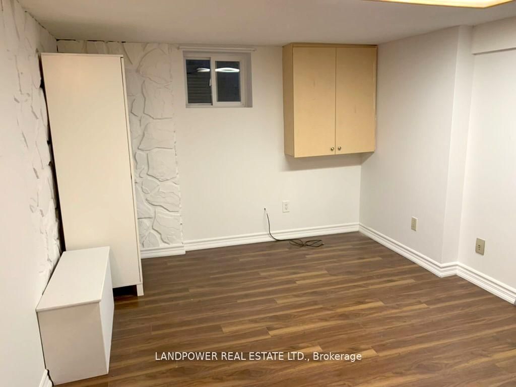 Detached House for lease at Front unit with basement-178 Coleman Avenue, Toronto, Ontario, M4C 1R4 - East End-Danforth - MLS: E12958408