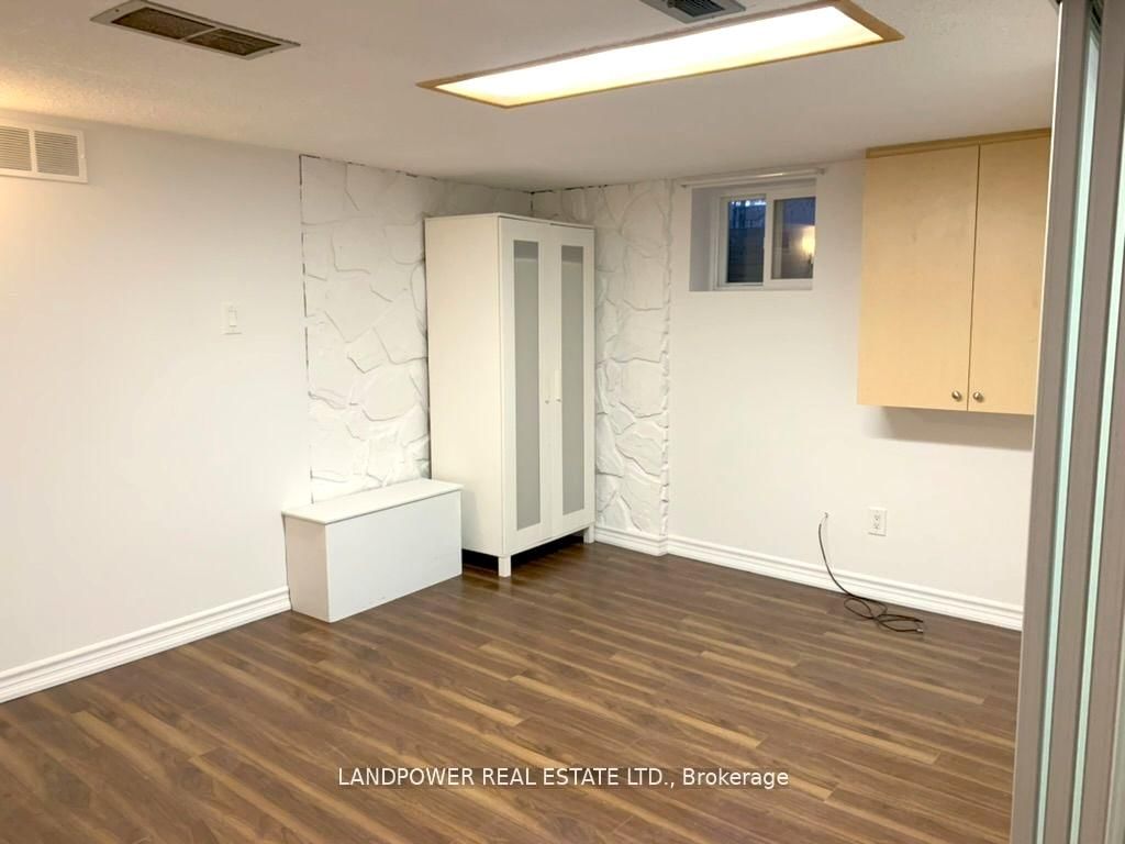 Detached House for lease at Front unit with basement-178 Coleman Avenue, Toronto, Ontario, M4C 1R4 - East End-Danforth - MLS: E12958408