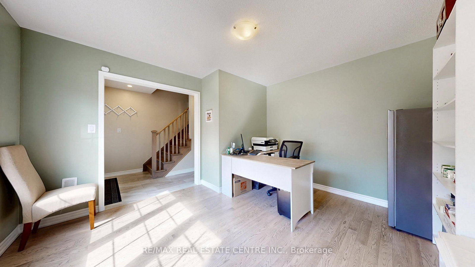 Townhouse for sale at 32 Bluegill Crescent, Whitby, Ontario, L1P 0E4 - Lynde Creek - MLS: E12958650