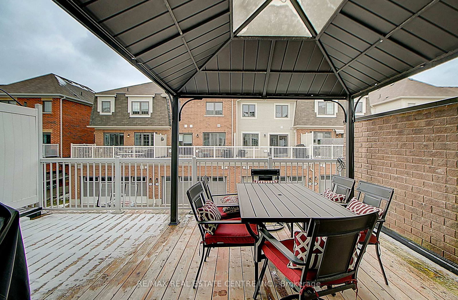 Townhouse for sale at 32 Bluegill Crescent, Whitby, Ontario, L1P 0E4 - Lynde Creek - MLS: E12958650