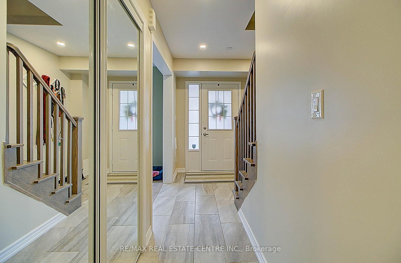 Townhouse for sale at 32 Bluegill Crescent, Whitby, Ontario, L1P 0E4 - Lynde Creek - MLS: E12958650