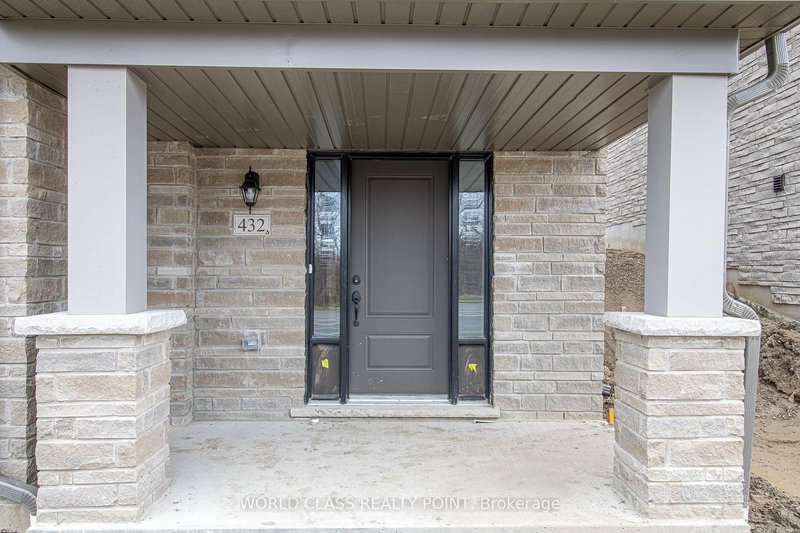 432 Salem Rd, Ajax, L1S 7S9 | Image 2