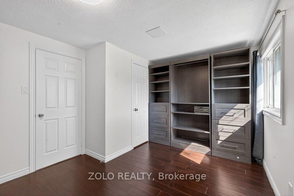 Detached House for sale at 1994 Faylee Crescent, Pickering, Ontario, L1V 2V6 - Liverpool - MLS: E12958988