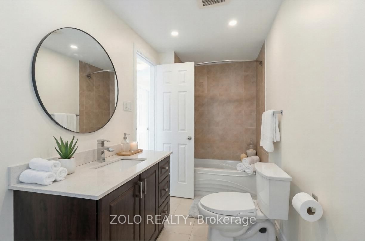 Detached House for sale at 1994 Faylee Crescent, Pickering, Ontario, L1V 2V6 - Liverpool - MLS: E12958988