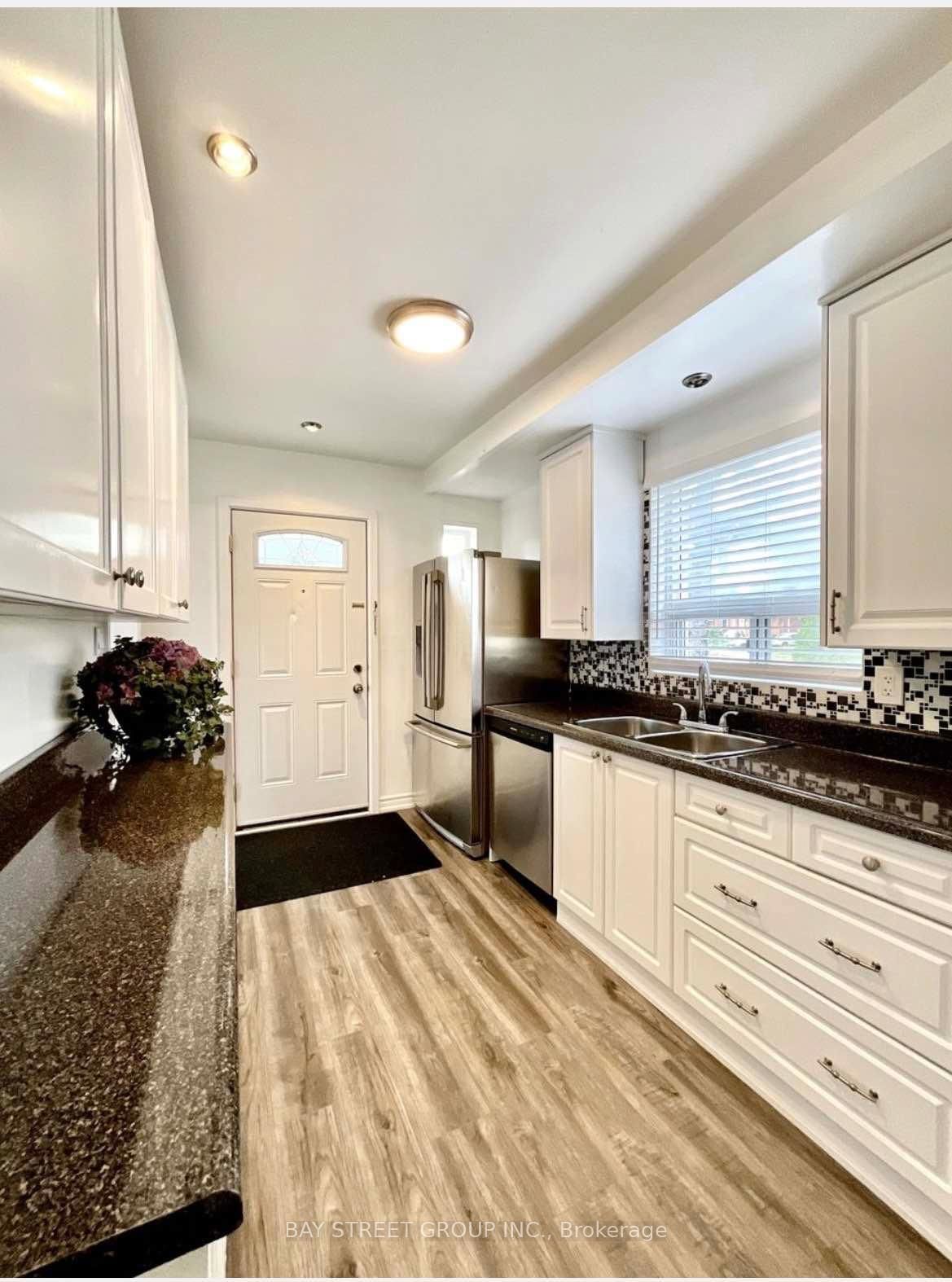 Detached House for lease at Main Floor-37 Bayard Avenue, Toronto, Ontario, M1R 4A4 - Wexford-Maryvale - MLS: E12959042