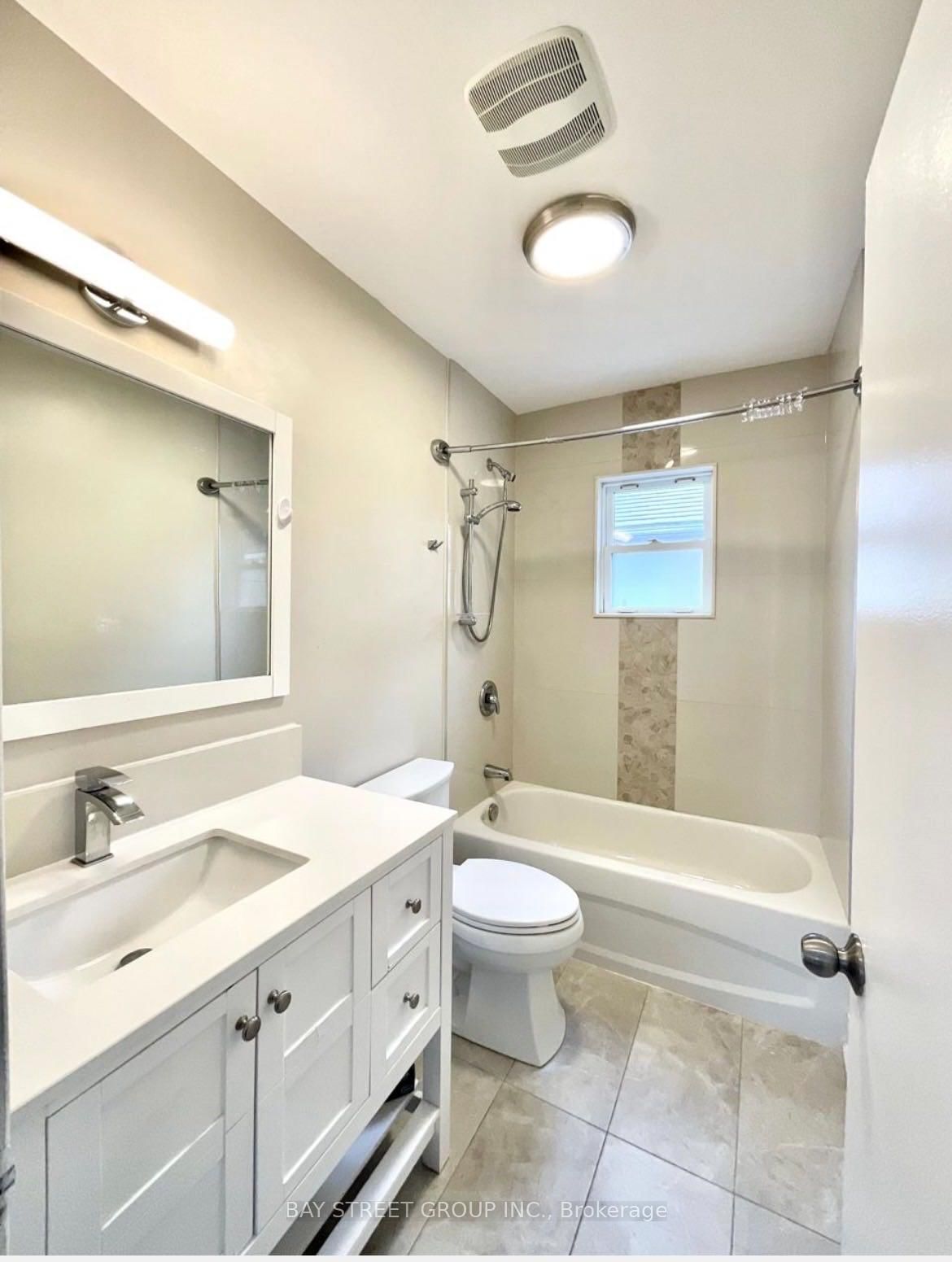 Detached House for lease at Main Floor-37 Bayard Avenue, Toronto, Ontario, M1R 4A4 - Wexford-Maryvale - MLS: E12959042