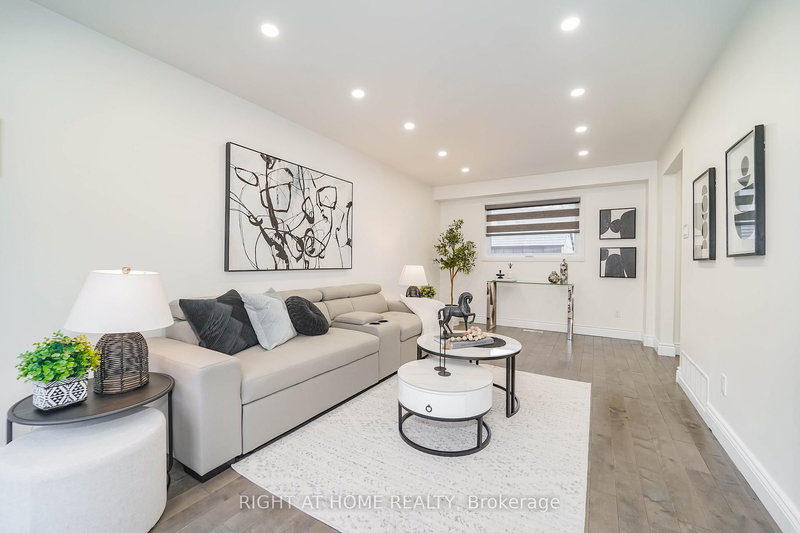 35 Tillbrook Crt, Toronto, M1B 1N5 | Image 3