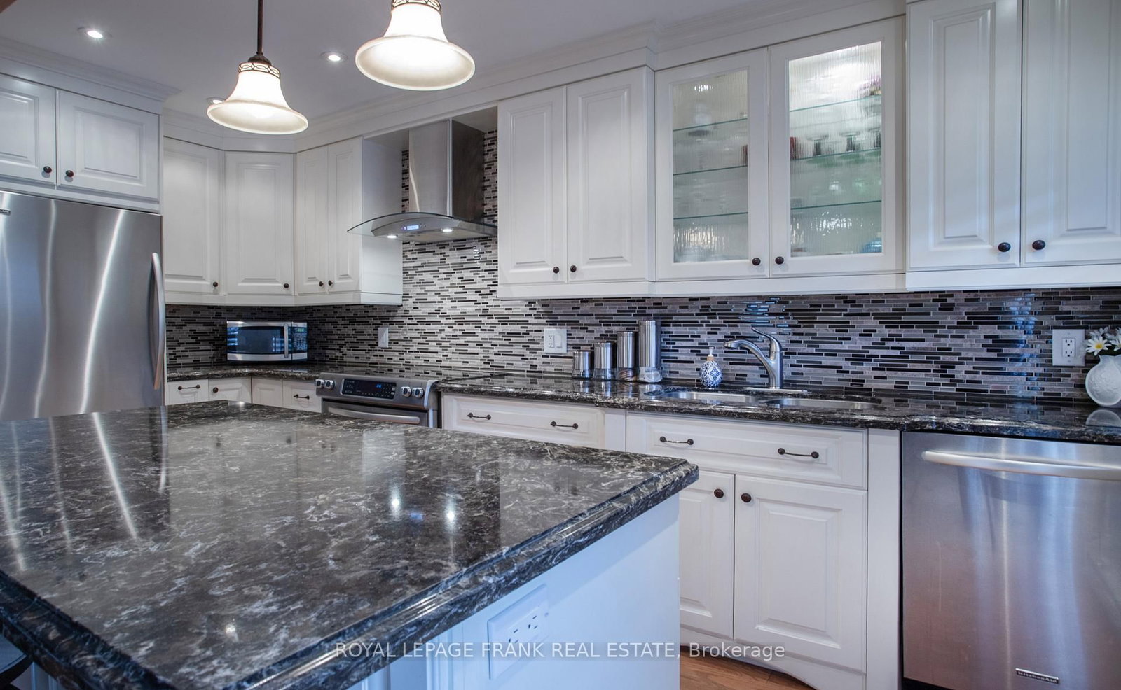 7 Wiesenweg Road • Scugog, ON photo 17