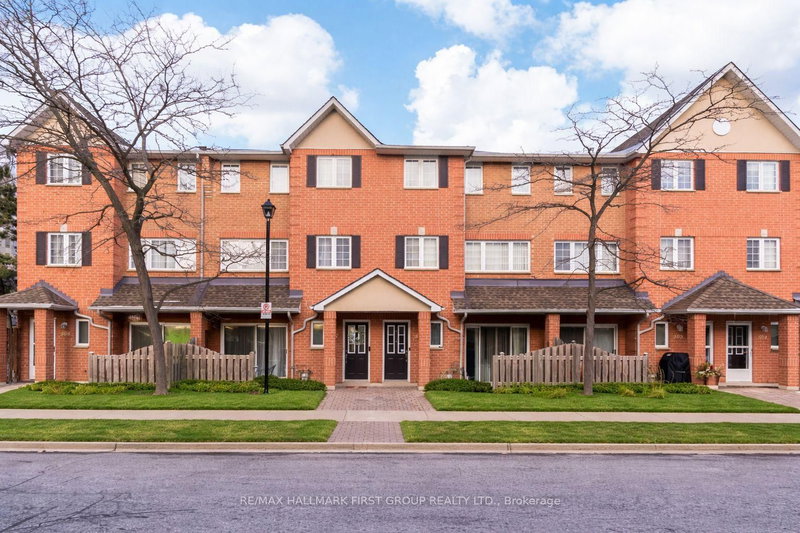 home for sale on 507-1400 The Esplanade N null