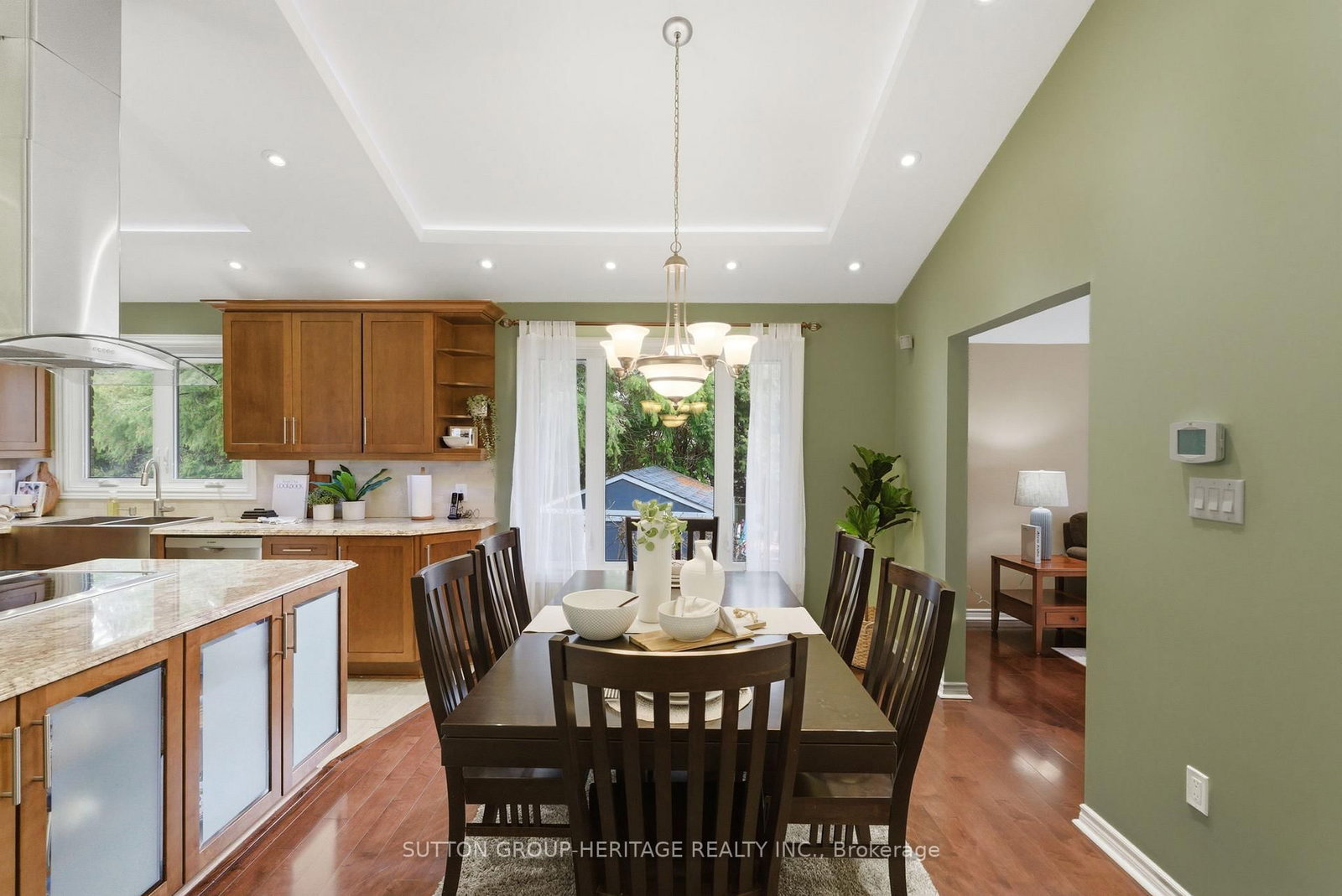 Detached House for sale at 1886 Malden Crescent, Pickering, Ontario, L1V 3G4 - Liverpool - MLS: E12959480