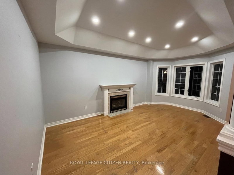 97 Chartway Blvd, Toronto, M1C 5H2 | Image 2