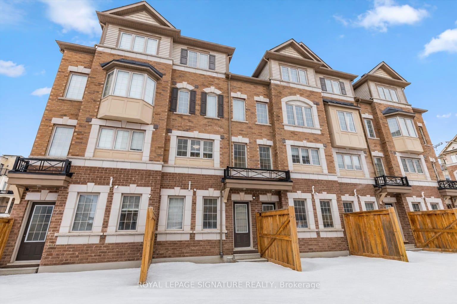Townhouse for sale at 33 Glenstal Path, Oshawa, Ontario, L1L 0L2 - Windfields - MLS: E12959838