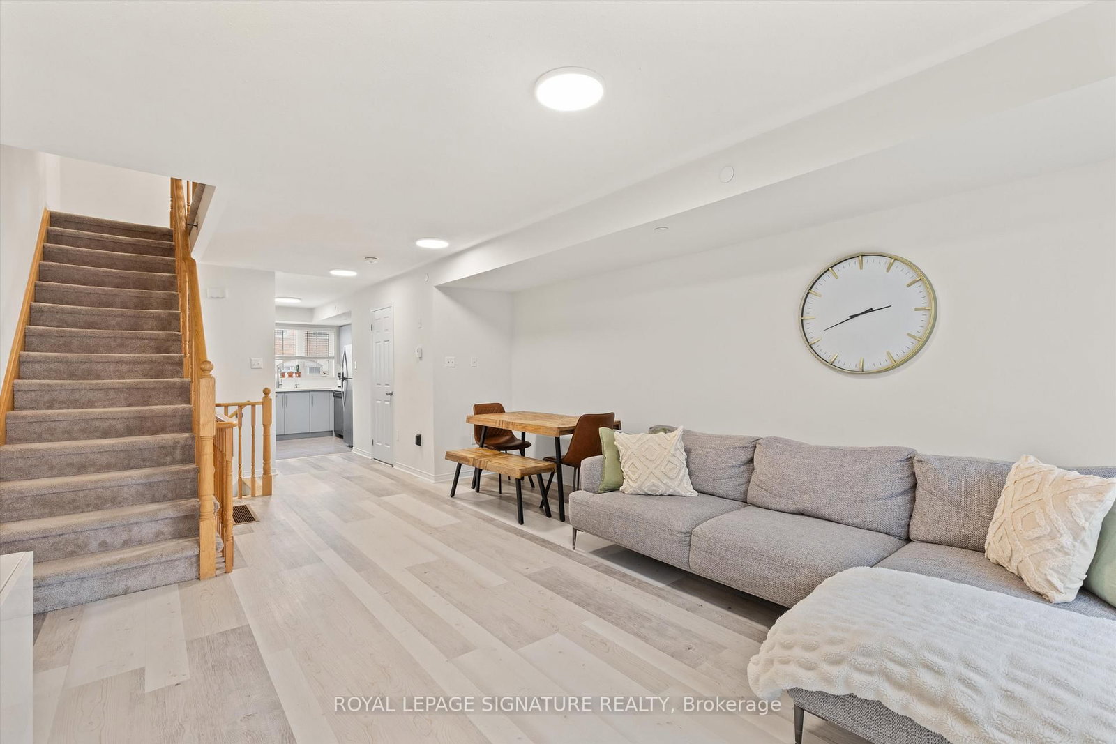 Townhouse for sale at 33 Glenstal Path, Oshawa, Ontario, L1L 0L2 - Windfields - MLS: E12959838