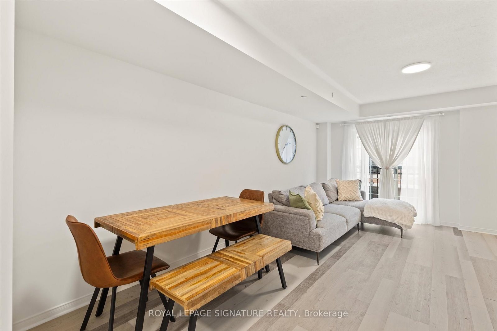 Townhouse for sale at 33 Glenstal Path, Oshawa, Ontario, L1L 0L2 - Windfields - MLS: E12959838