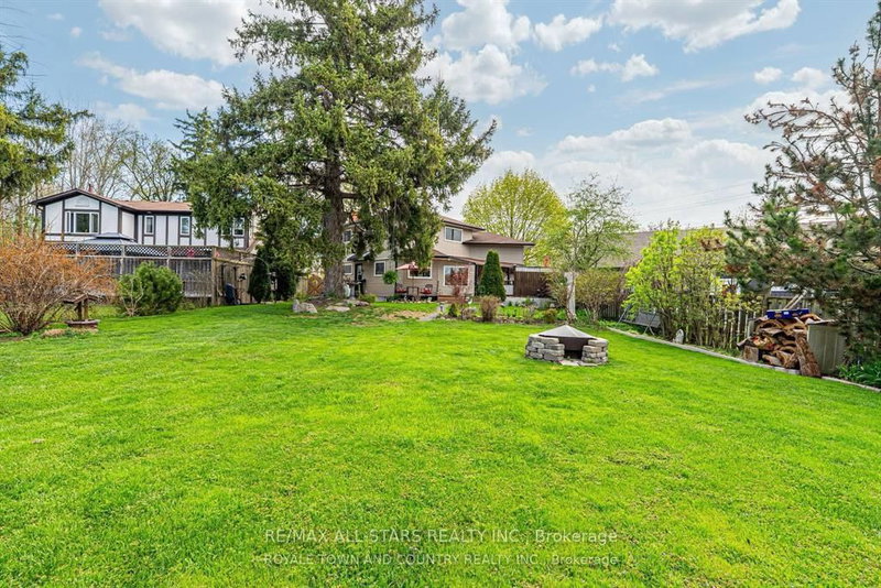 5090 Baldwin St S, Whitby, L1M 1T3 | Image 3