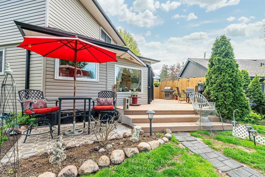 Detached House for sale at 5090 Baldwin Street, Whitby, Ontario, L1M 1T3 - Taunton North - MLS: E12960162