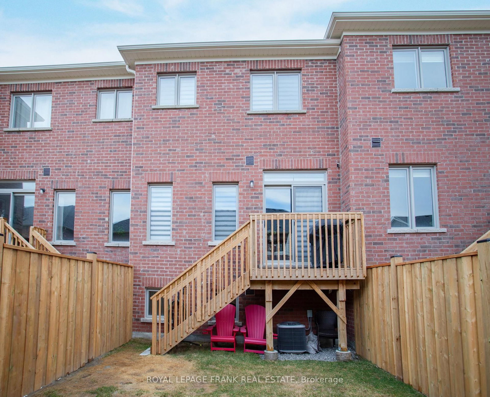 Townhouse for sale at 89 North Garden Boulevard, Scugog, Ontario, L9L 0E1 - Port Perry - MLS: E12960188