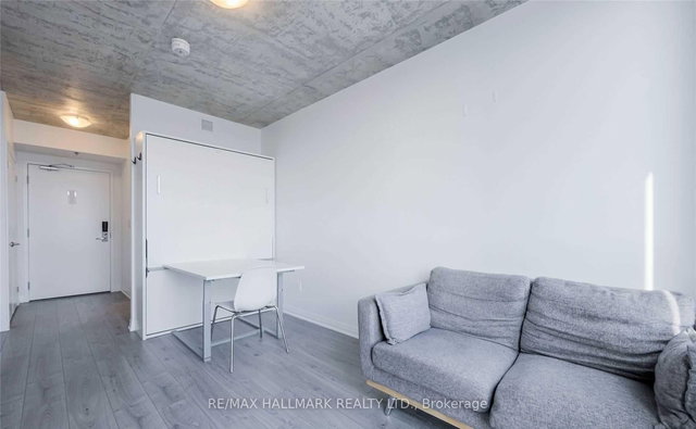 436 - 1900 Simcoe Street N