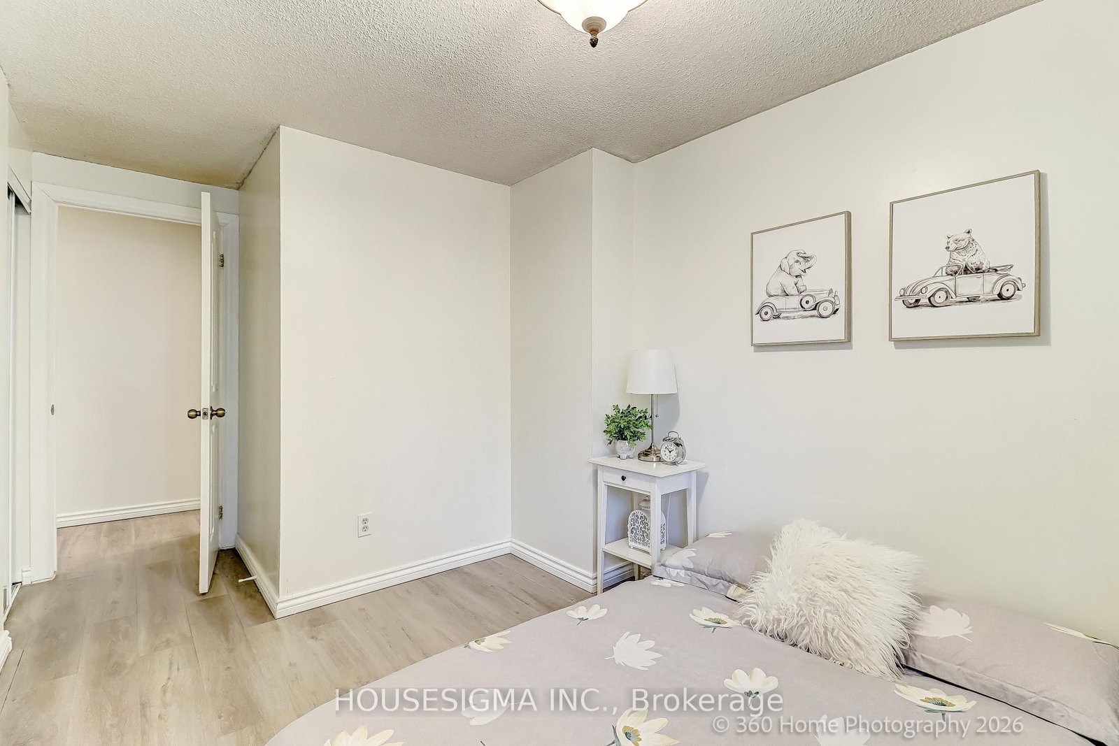 Townhouse for sale at 29-927 Burns Street, Whitby, Ontario, L1N 6J5 - Lynde Creek - MLS: E12960220