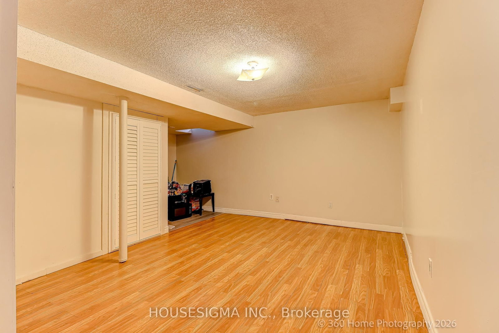 Townhouse for sale at 29-927 Burns Street, Whitby, Ontario, L1N 6J5 - Lynde Creek - MLS: E12960220