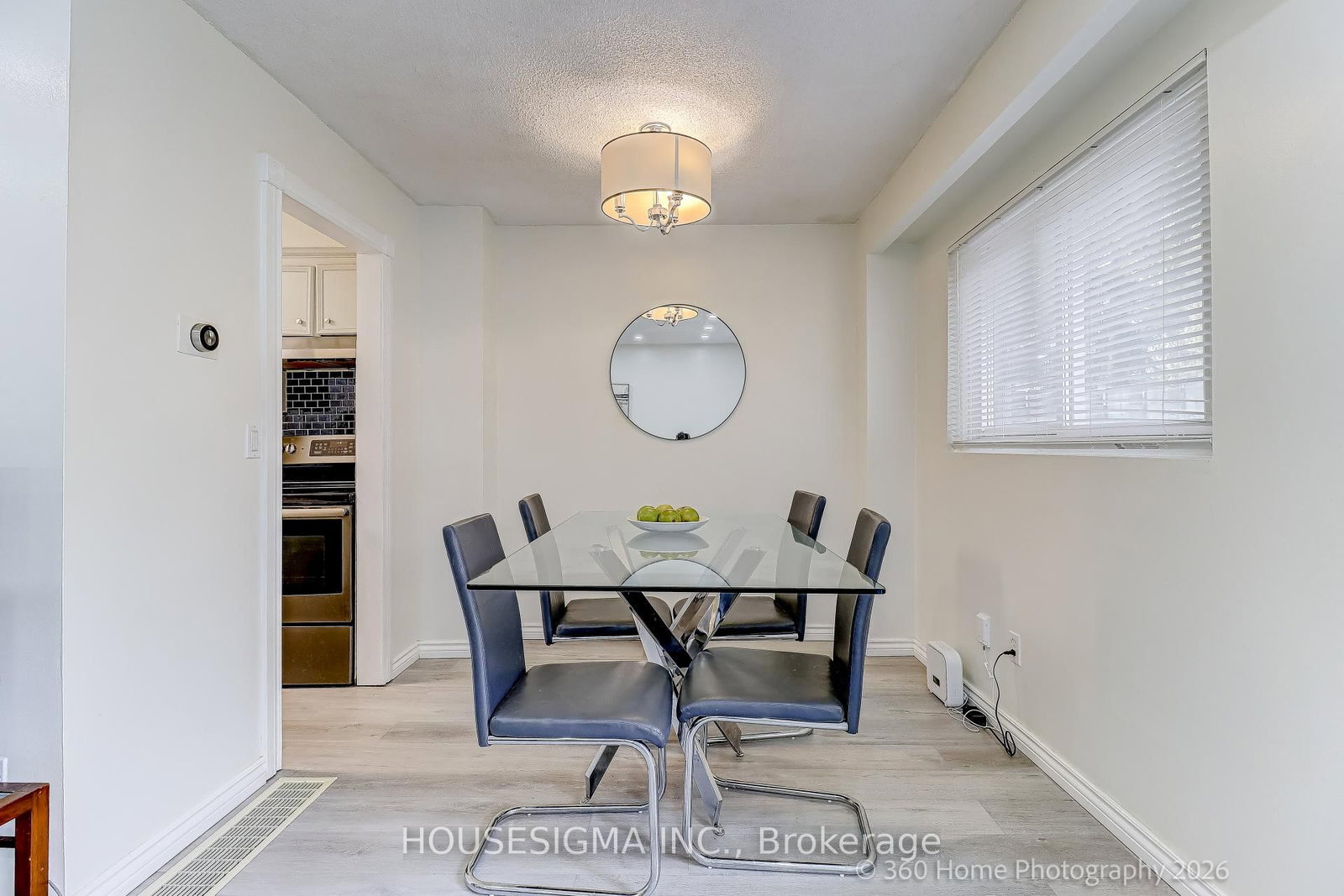 Townhouse for sale at 29-927 Burns Street, Whitby, Ontario, L1N 6J5 - Lynde Creek - MLS: E12960220