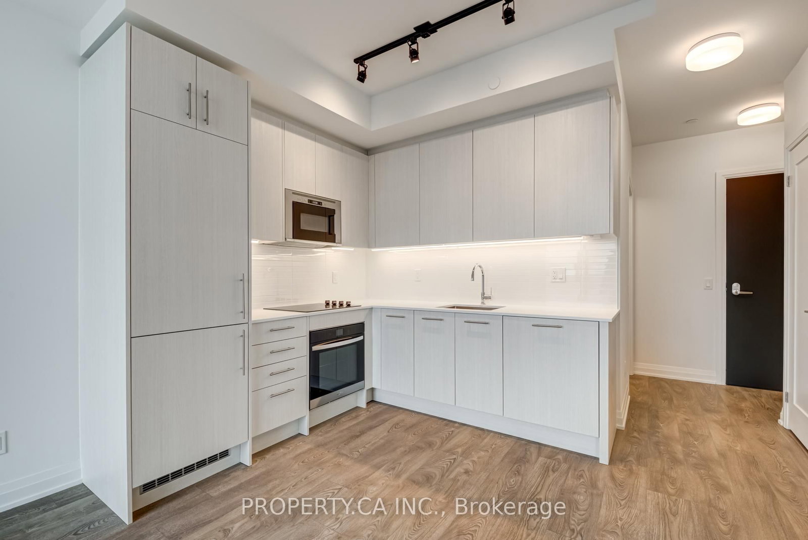 Condo for lease at 904-286 Main Street, Toronto, Ontario, M4C 4X4 - East End-Danforth - MLS: E12960348