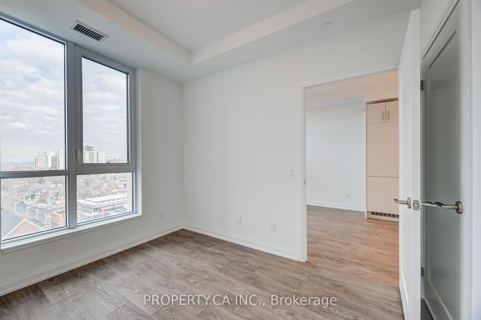 Condo for lease at 904-286 Main Street, Toronto, Ontario, M4C 4X4 - East End-Danforth - MLS: E12960348