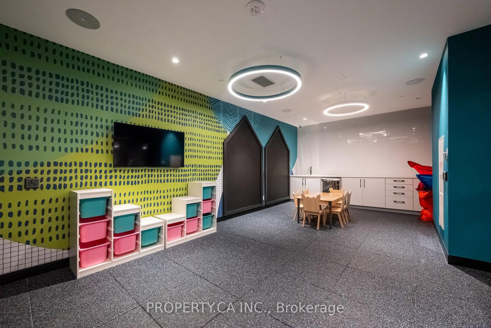 Condo for lease at 904-286 Main Street, Toronto, Ontario, M4C 4X4 - East End-Danforth - MLS: E12960348