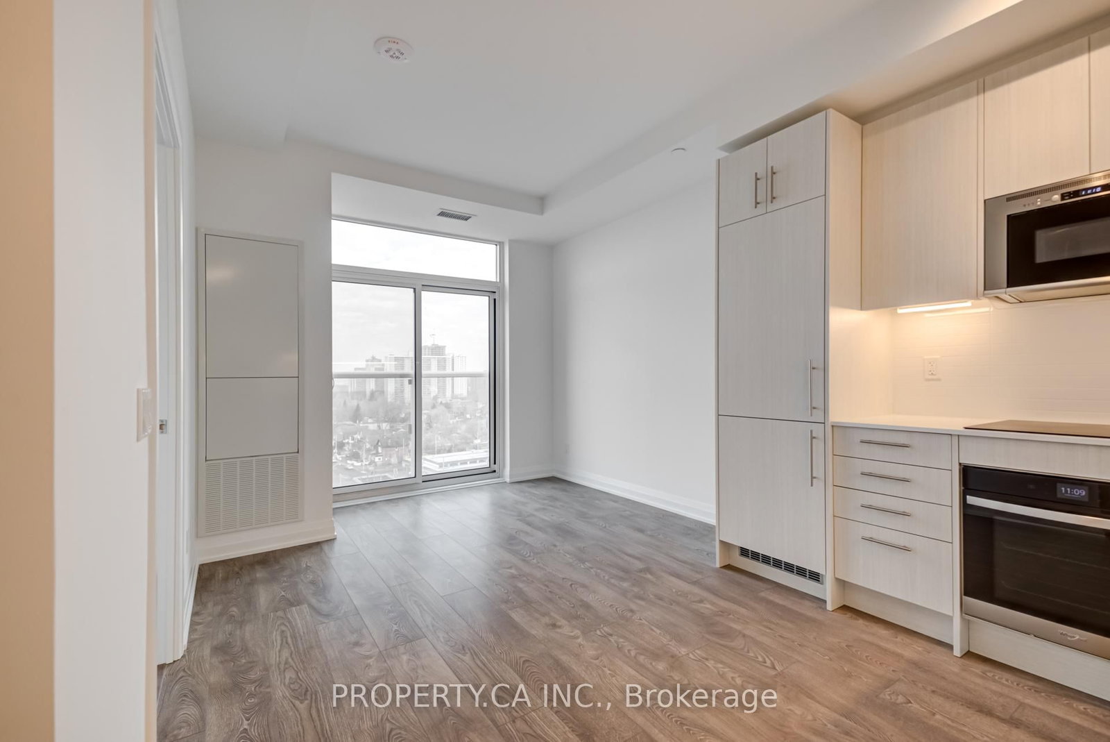 Condo for lease at 904-286 Main Street, Toronto, Ontario, M4C 4X4 - East End-Danforth - MLS: E12960348
