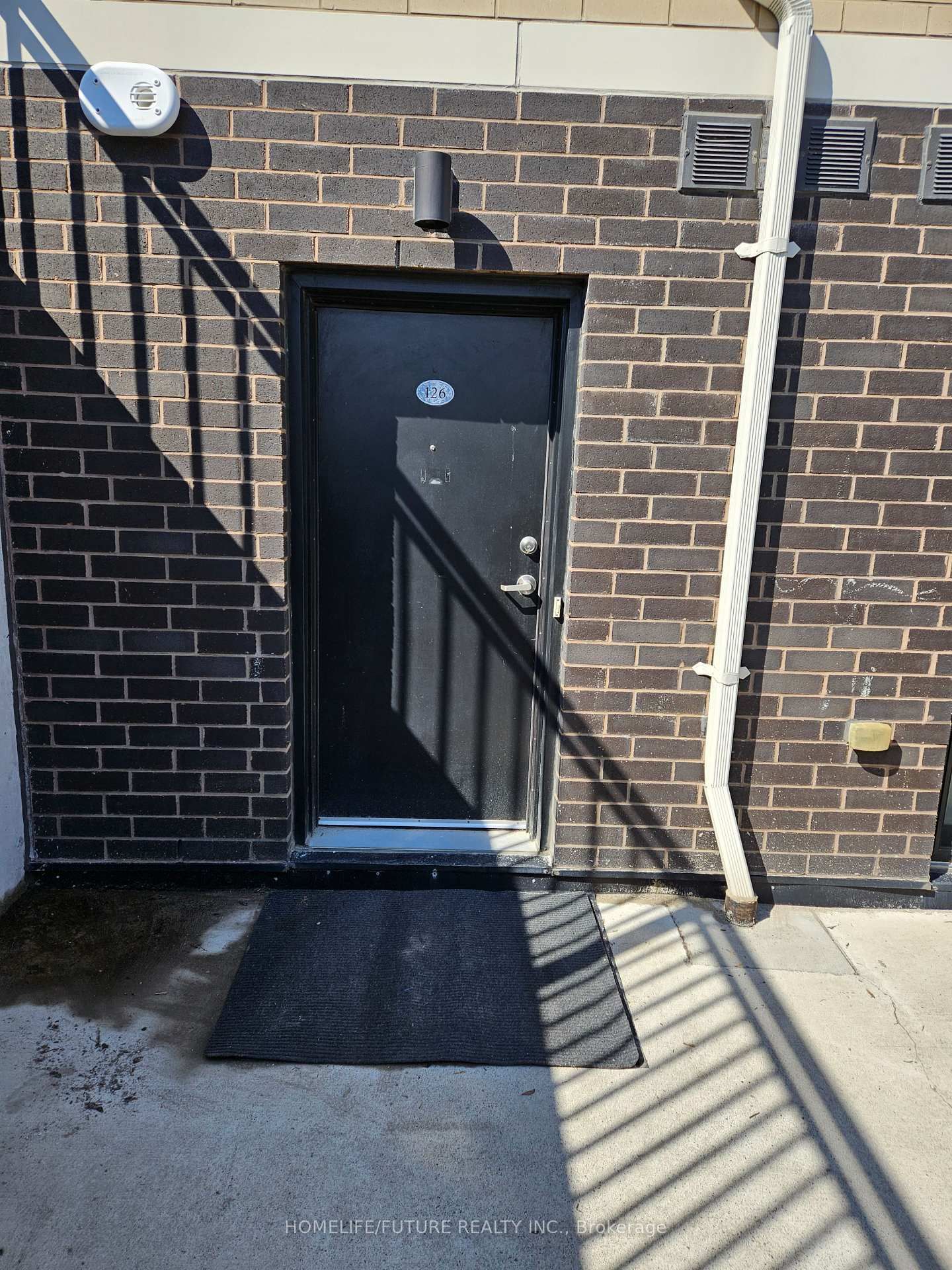 Listing Image 40