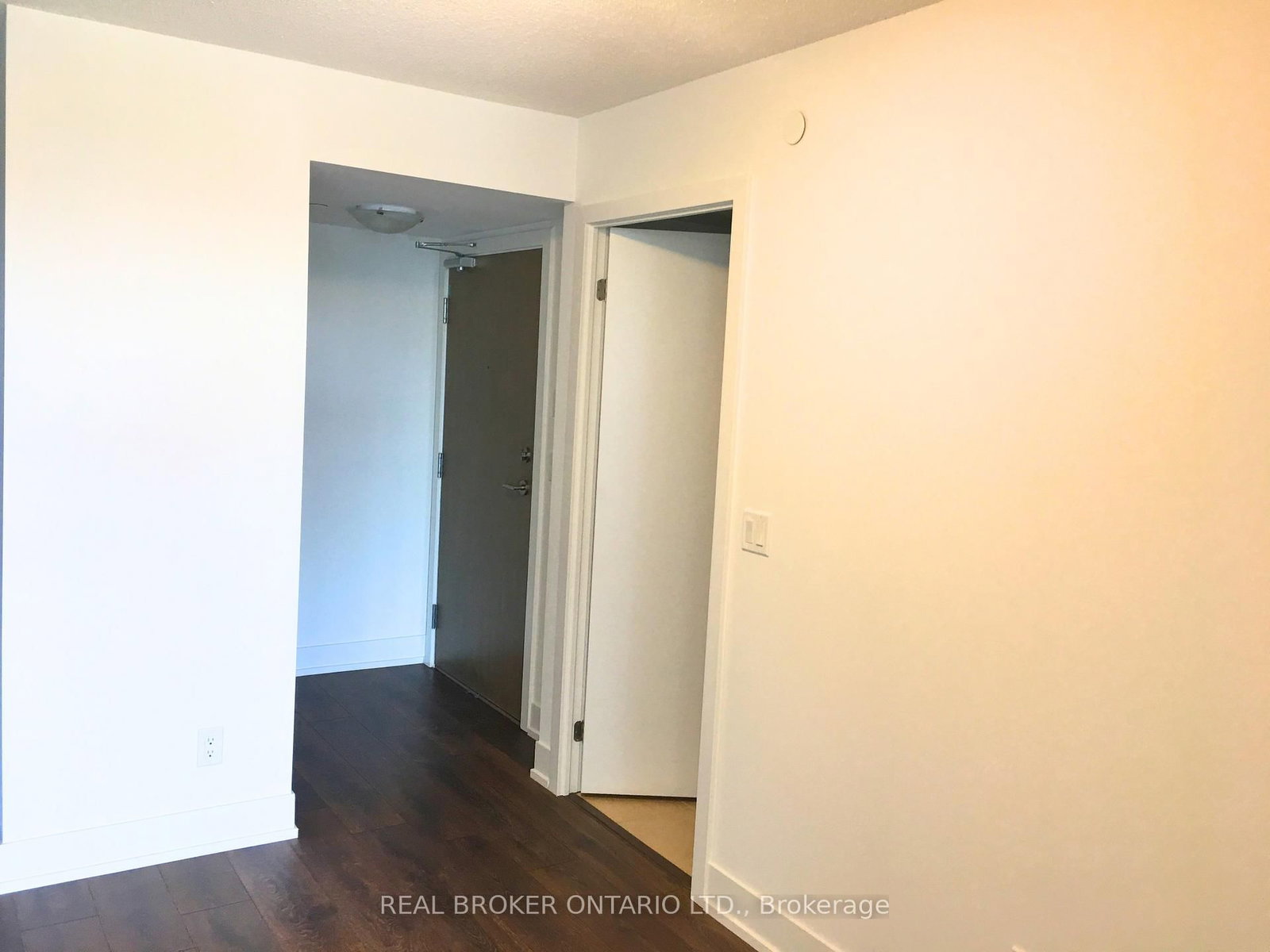 1255 Bayly Street W, Unit 505 - Photo 4
