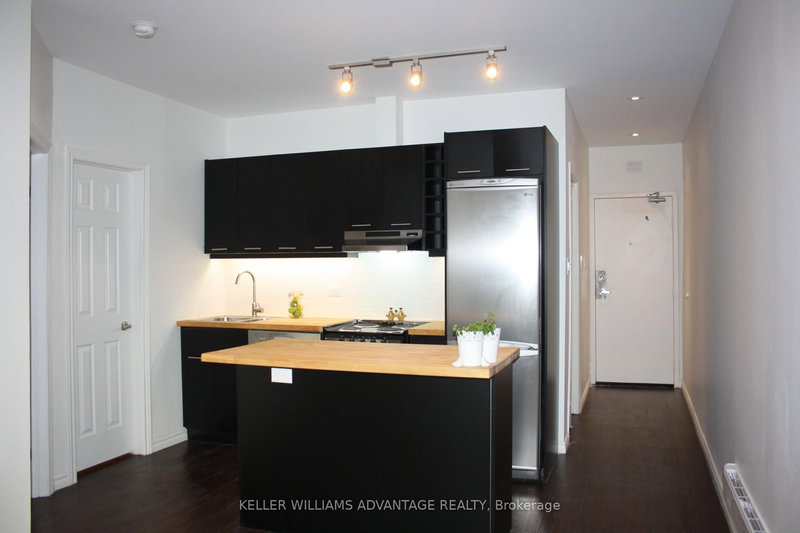 B - 242 Highfield Rd, Toronto, M4L 2V5 | Image 2