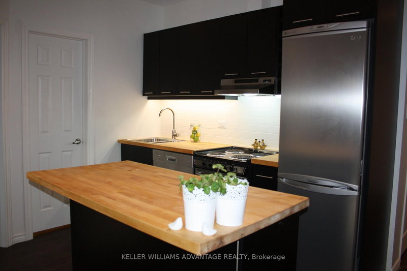 B - 242 Highfield Rd, Toronto, M4L 2V5 | Image 3