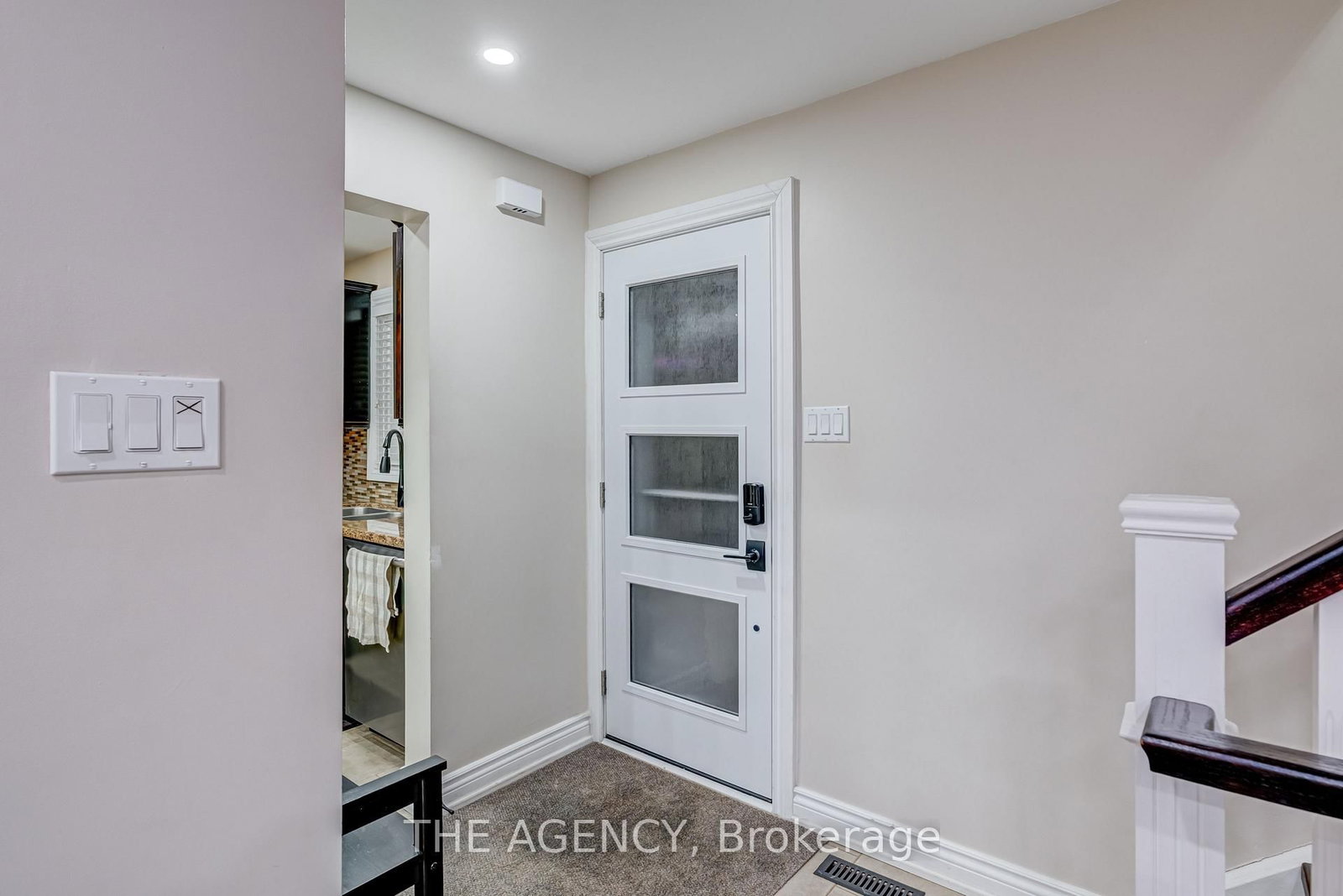 Detached House for sale at 513 Alder Court, Pickering, Ontario, L1V 4T2 - Amberlea - MLS: E12960866