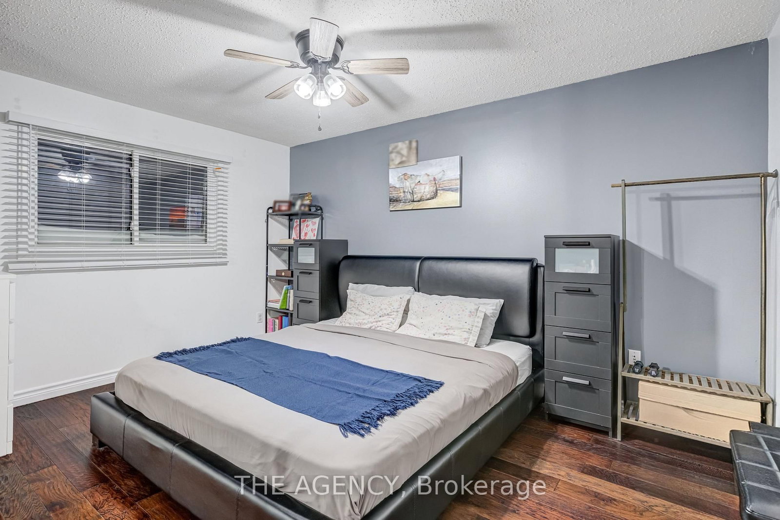 Detached House for sale at 513 Alder Court, Pickering, Ontario, L1V 4T2 - Amberlea - MLS: E12960866