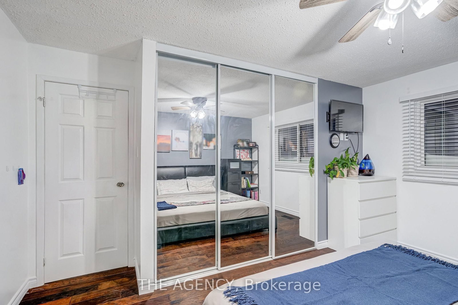 Detached House for sale at 513 Alder Court, Pickering, Ontario, L1V 4T2 - Amberlea - MLS: E12960866