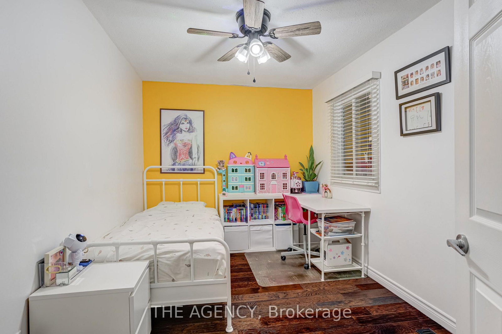 Detached House for sale at 513 Alder Court, Pickering, Ontario, L1V 4T2 - Amberlea - MLS: E12960866