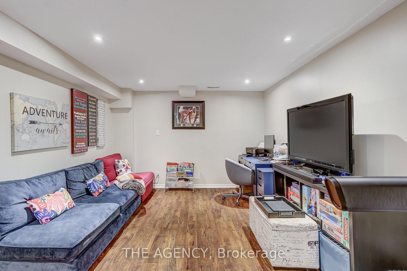 Detached House for sale at 513 Alder Court, Pickering, Ontario, L1V 4T2 - Amberlea - MLS: E12960866