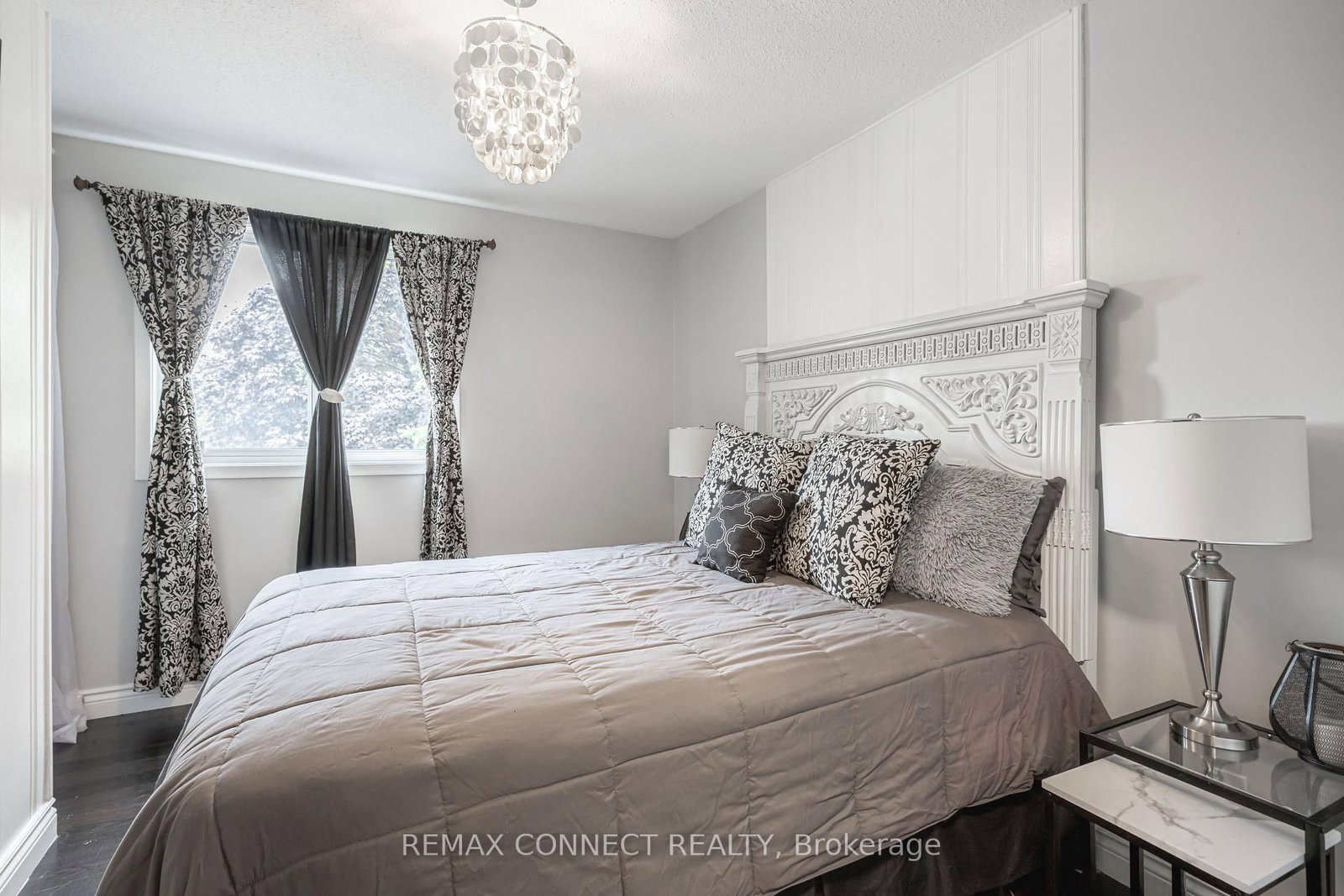 32 Harland Crescent - Photo 23